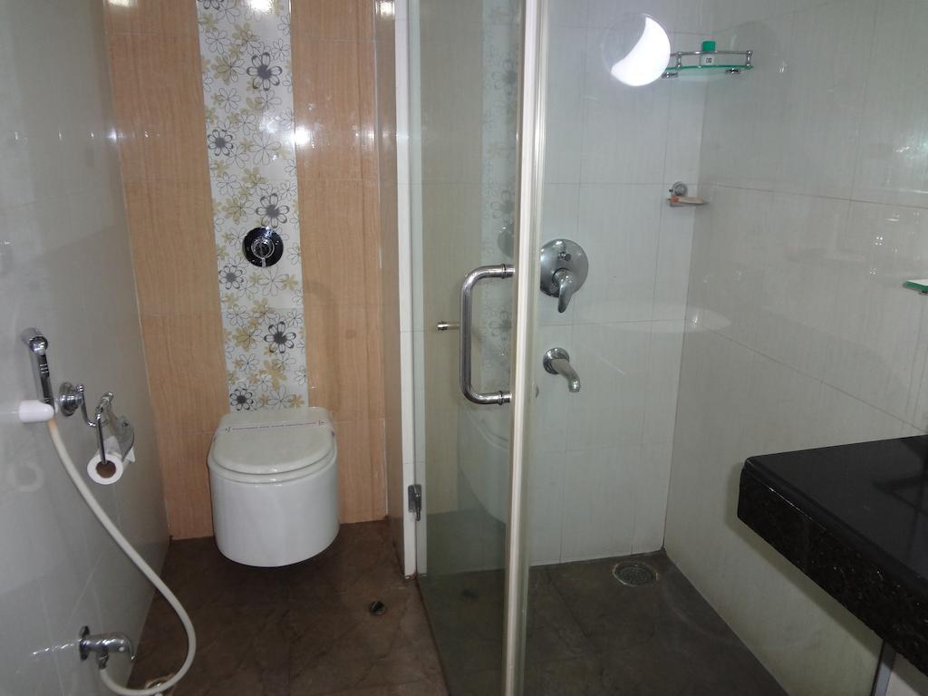 Hotel Budhil Park 维沙卡帕特南 客房 照片