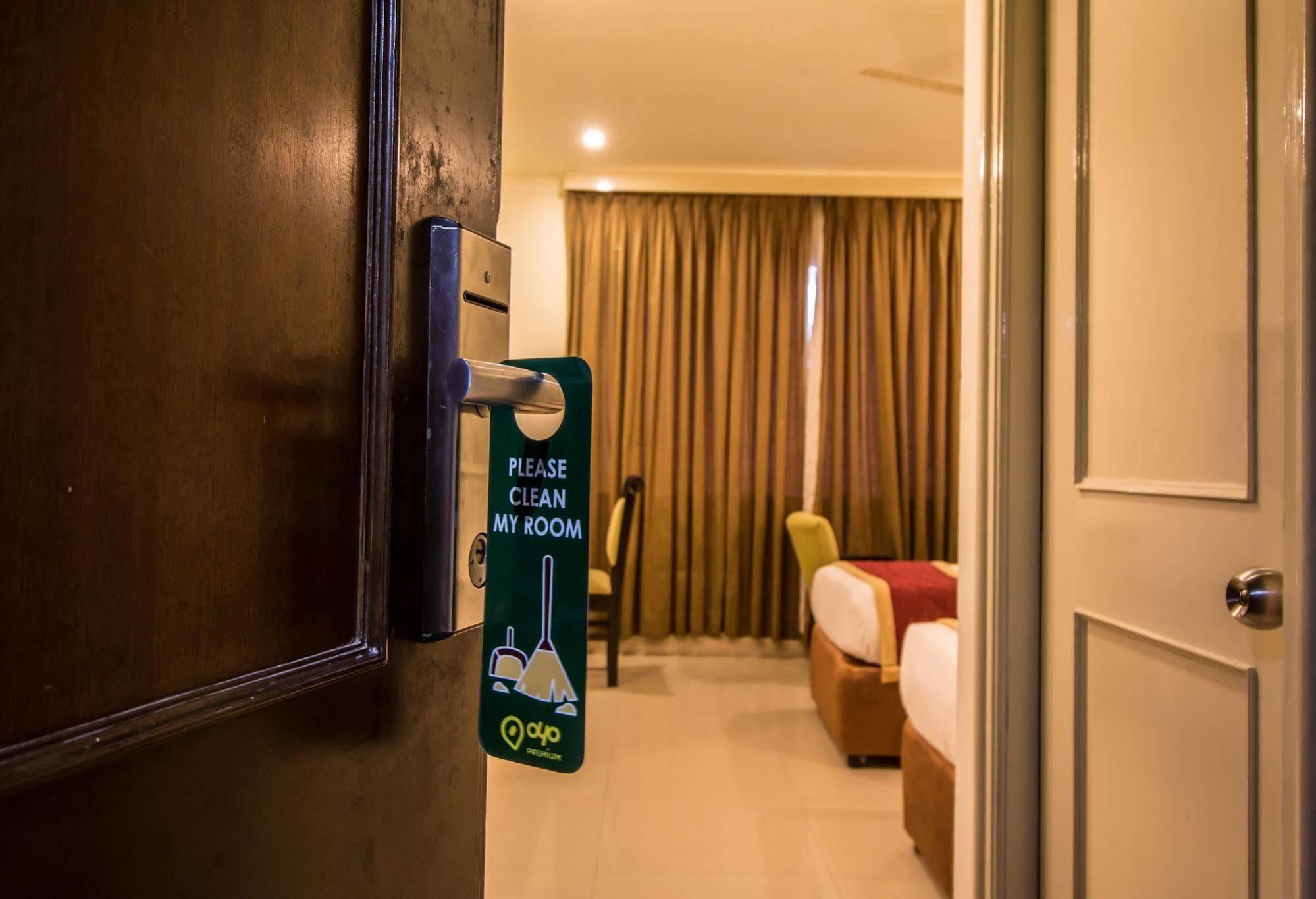 Hotel Budhil Park 维沙卡帕特南 外观 照片