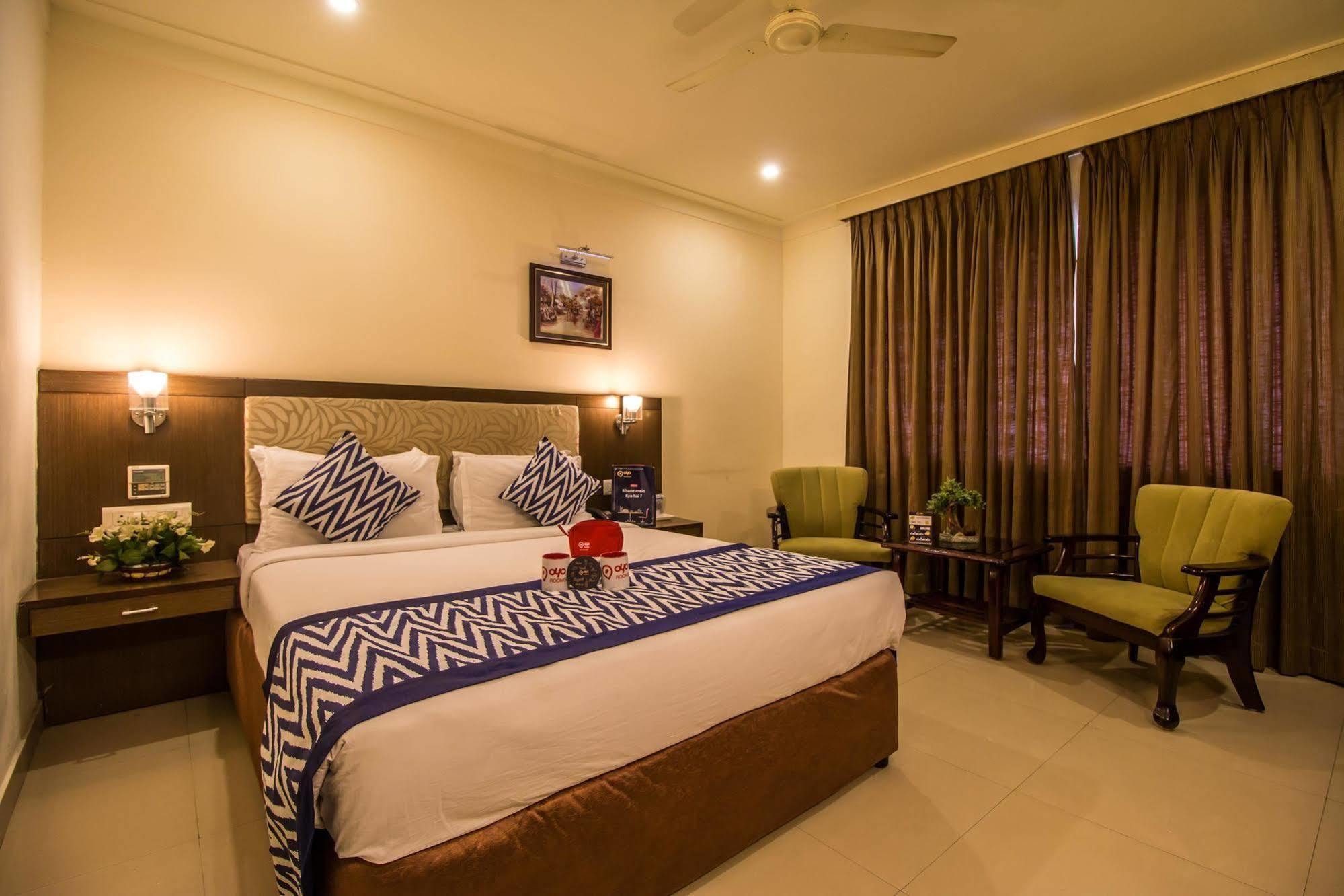 Hotel Budhil Park 维沙卡帕特南 外观 照片