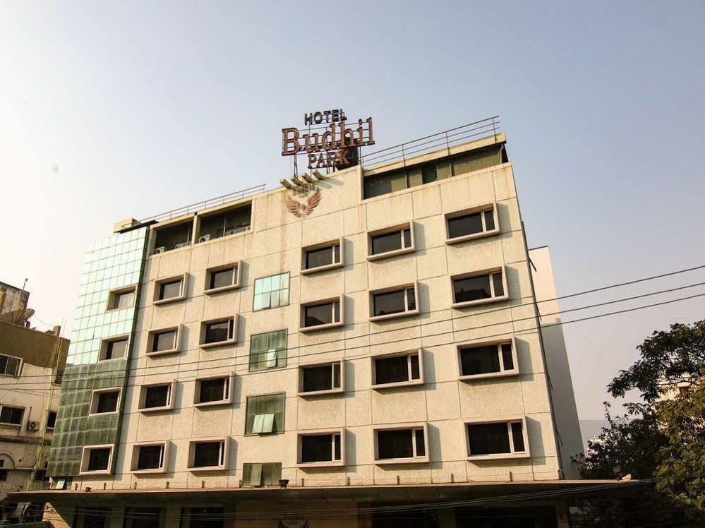 Hotel Budhil Park 维沙卡帕特南 外观 照片